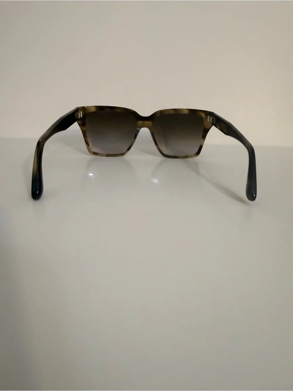 Victoria Beckham VB644S 001 Black Square Sunglasses - As Worn By Princess Kate